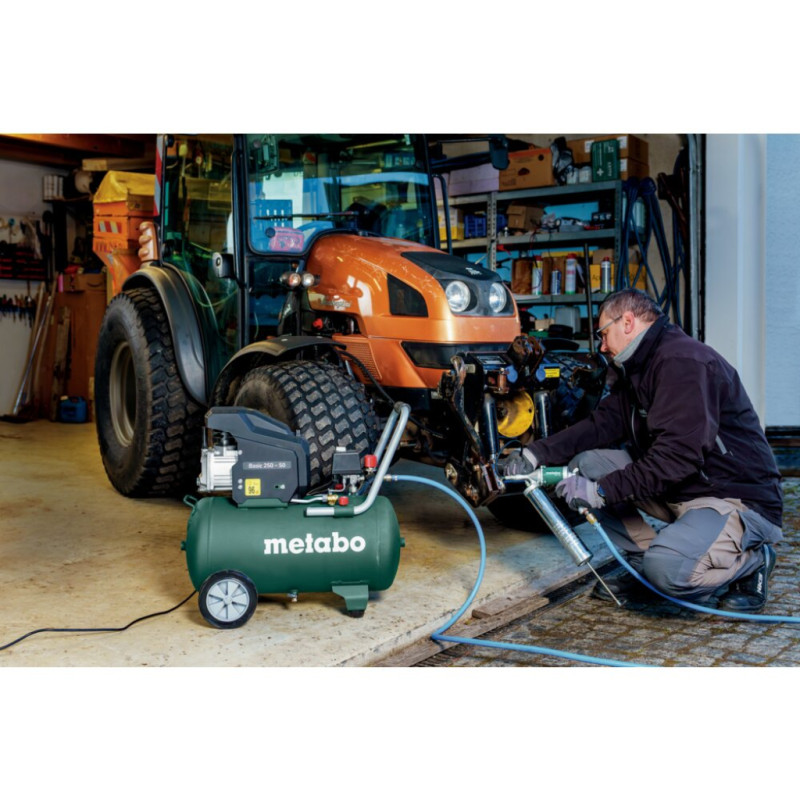 ΑΕΡΟΣΥΜΠΙΕΣΤΗΣ 50L 1500W METABO BASIC 250-50