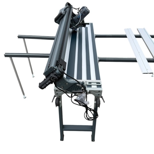 ΜΗΧΑΝΗ ΥΓΡΑΣ ΚΟΠΗΣ ΠΛΑΚΙΔΙΩΝ CYP D135 - 1600MM