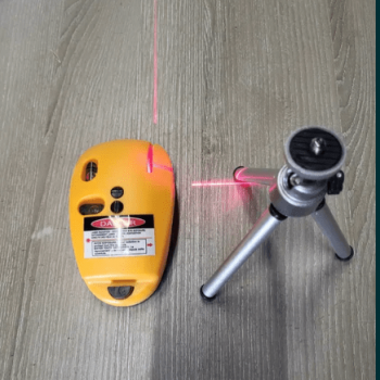 ΑΛΦΑΔΙ LASER 2 ΓΡΑΜΜΩΝ 90°
